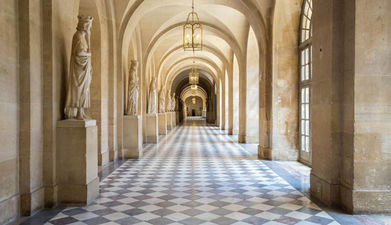 Bewundern Sie die Innenarchitektur