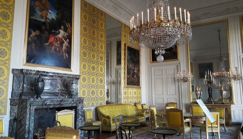 Entdecken Sie die Geschichte des Palastes