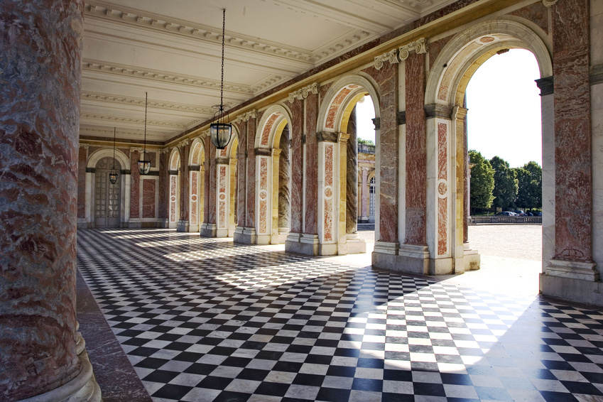Discover the Petit Trianon and the Grand Trianon at Versailles ...