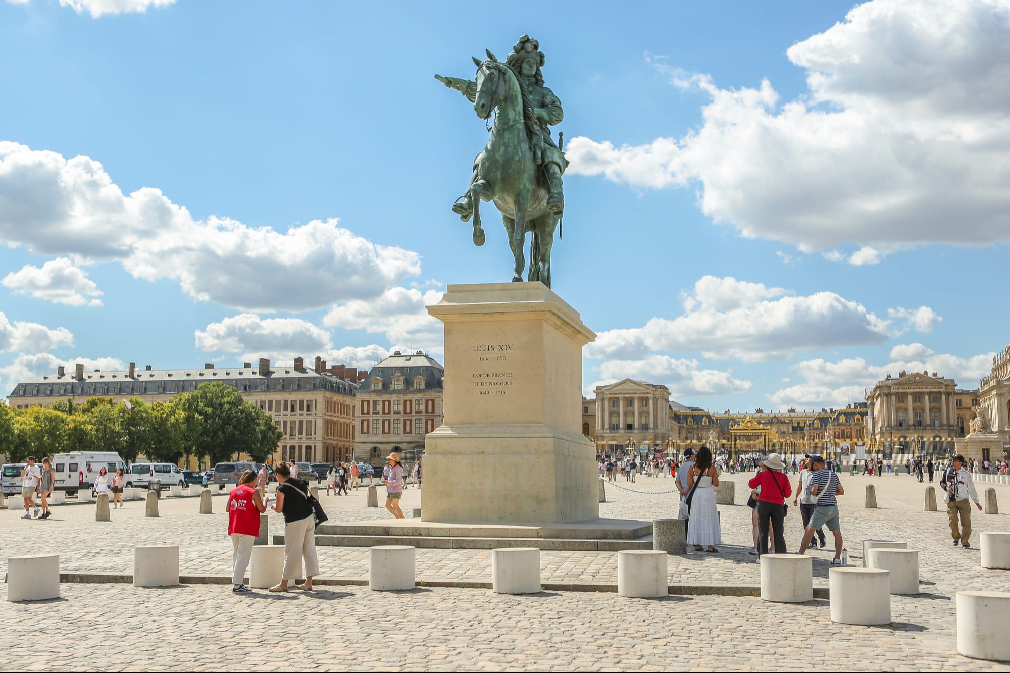 Louis XIV statue in the Palace of Versailles