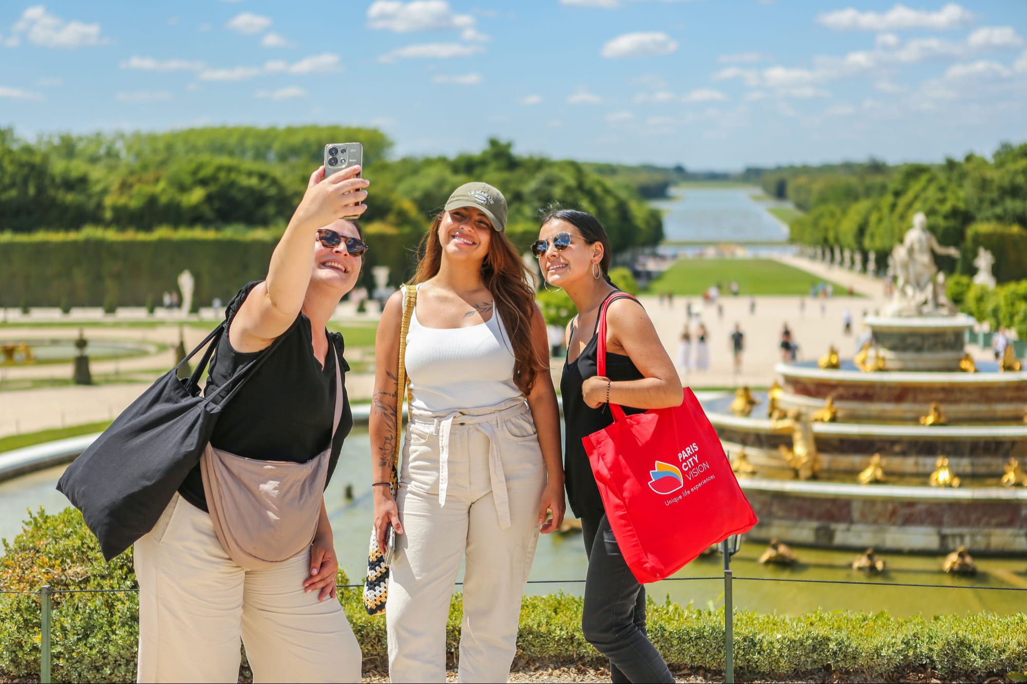 ヴェルサイユ宮殿のアパートを訪ねる