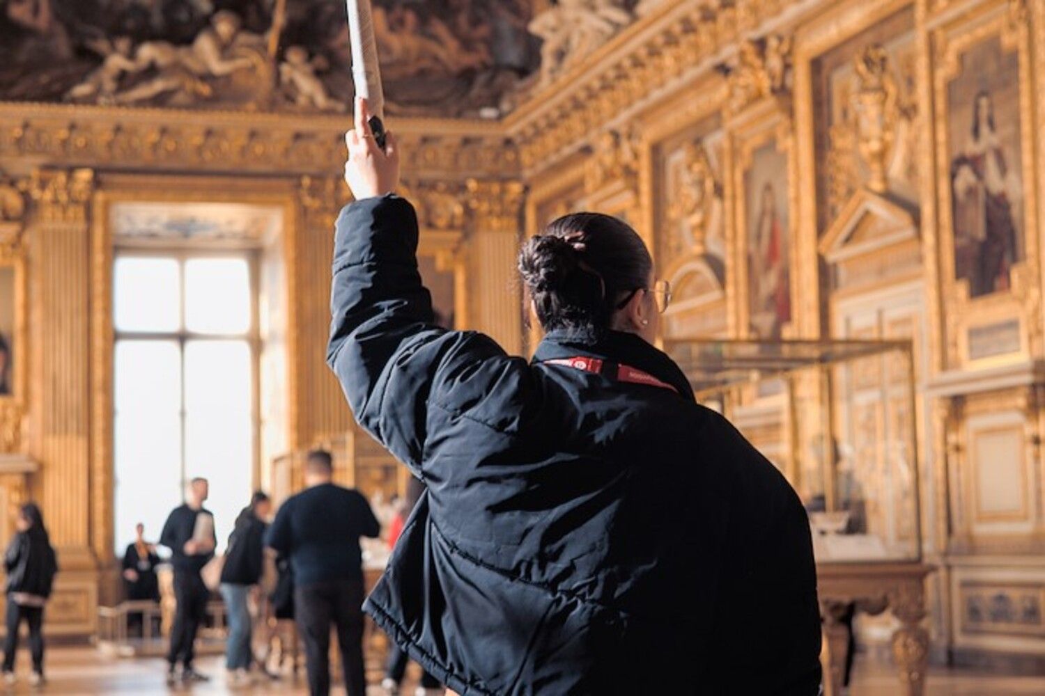 Visite accompagnée multilingue du Louvre (accès réservé) + Billet Musée d'Orsay