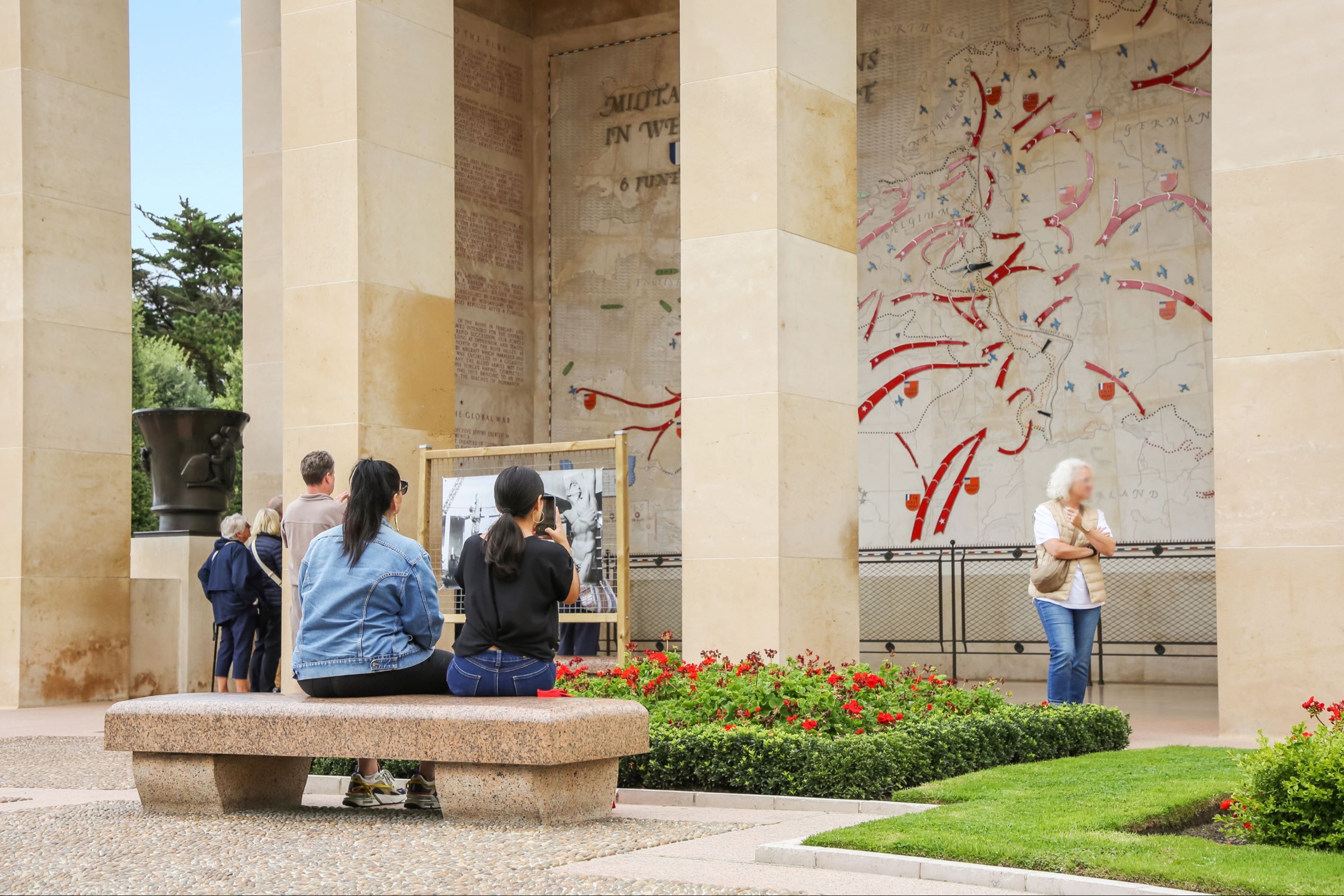 Multiday tours from Paris : 7 days and 6 nights package