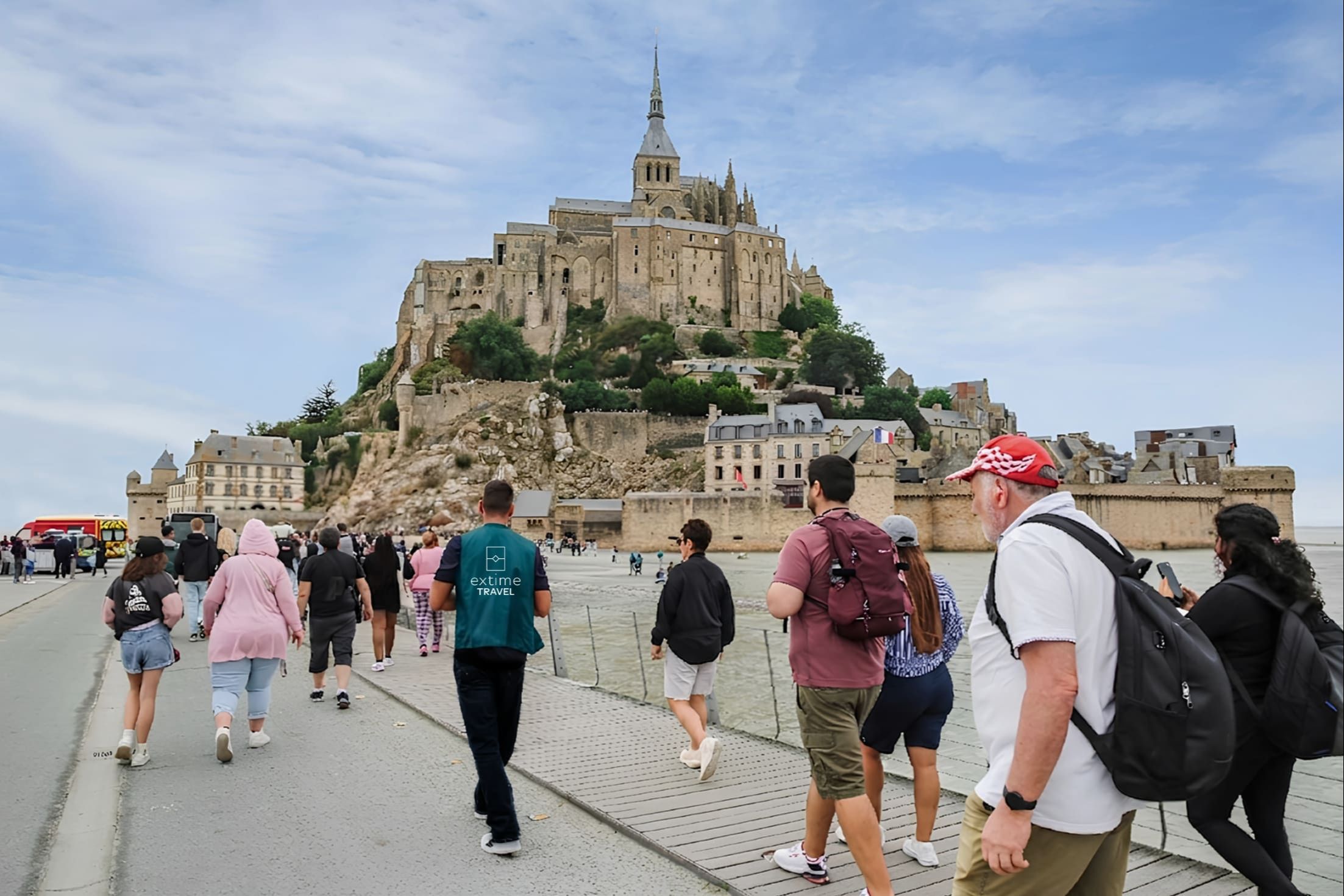 Guided Tour of Mont Saint-Michel Day Trip from Paris with transportation