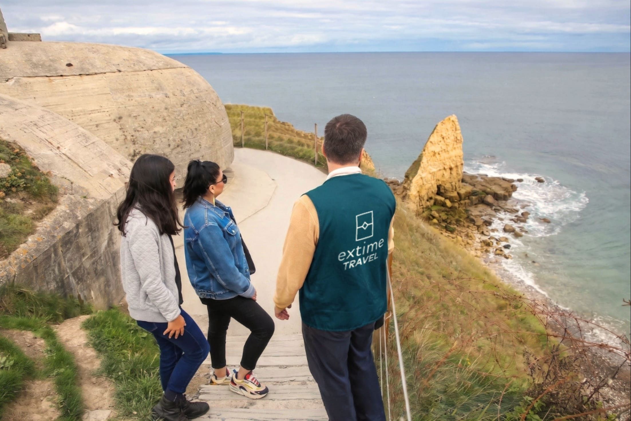 All day guided tour of the D-Day landing beaches in Normandy in a small group (1-15), with lunch and transport from Paris