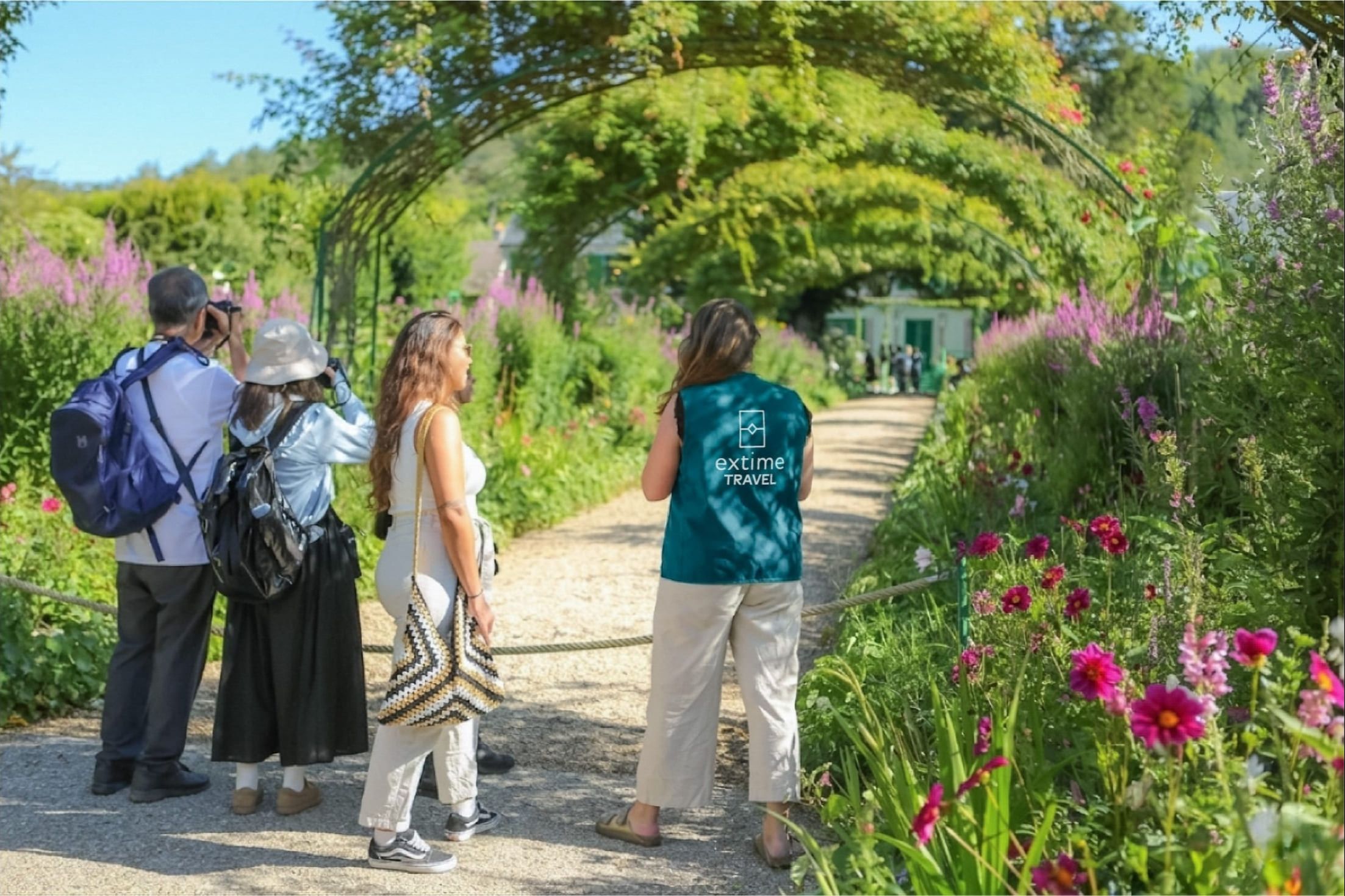 Impressionist day trip at Giverny from Paris with transportation
